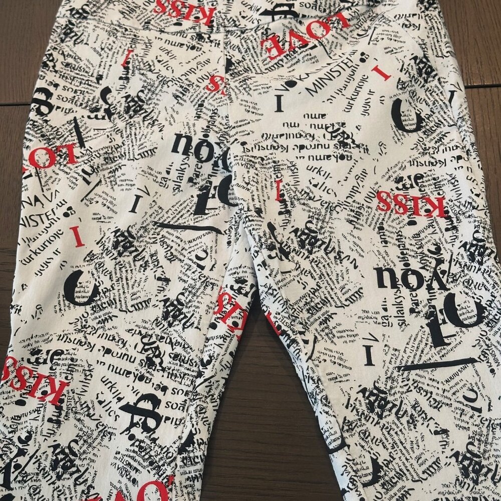 NEW w/o tags NY & Co. Pull-On Capri Stretch Pants - Picture 3 of 5